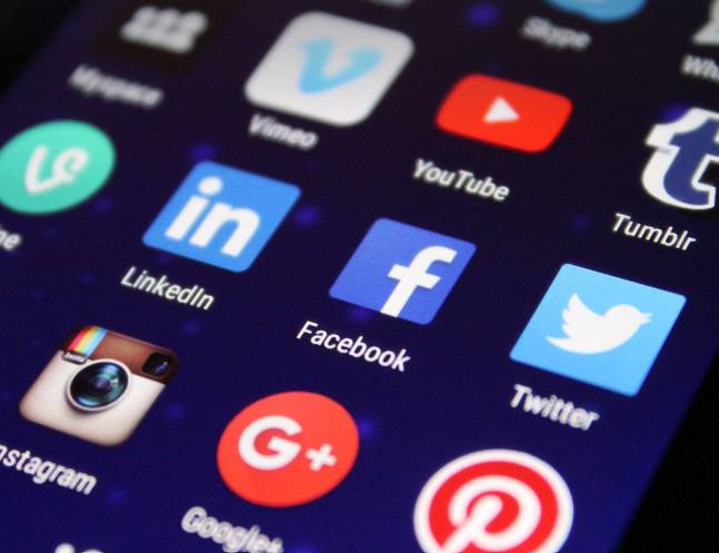 디지털 중독의 심각성: 현대인의 필연적 문제