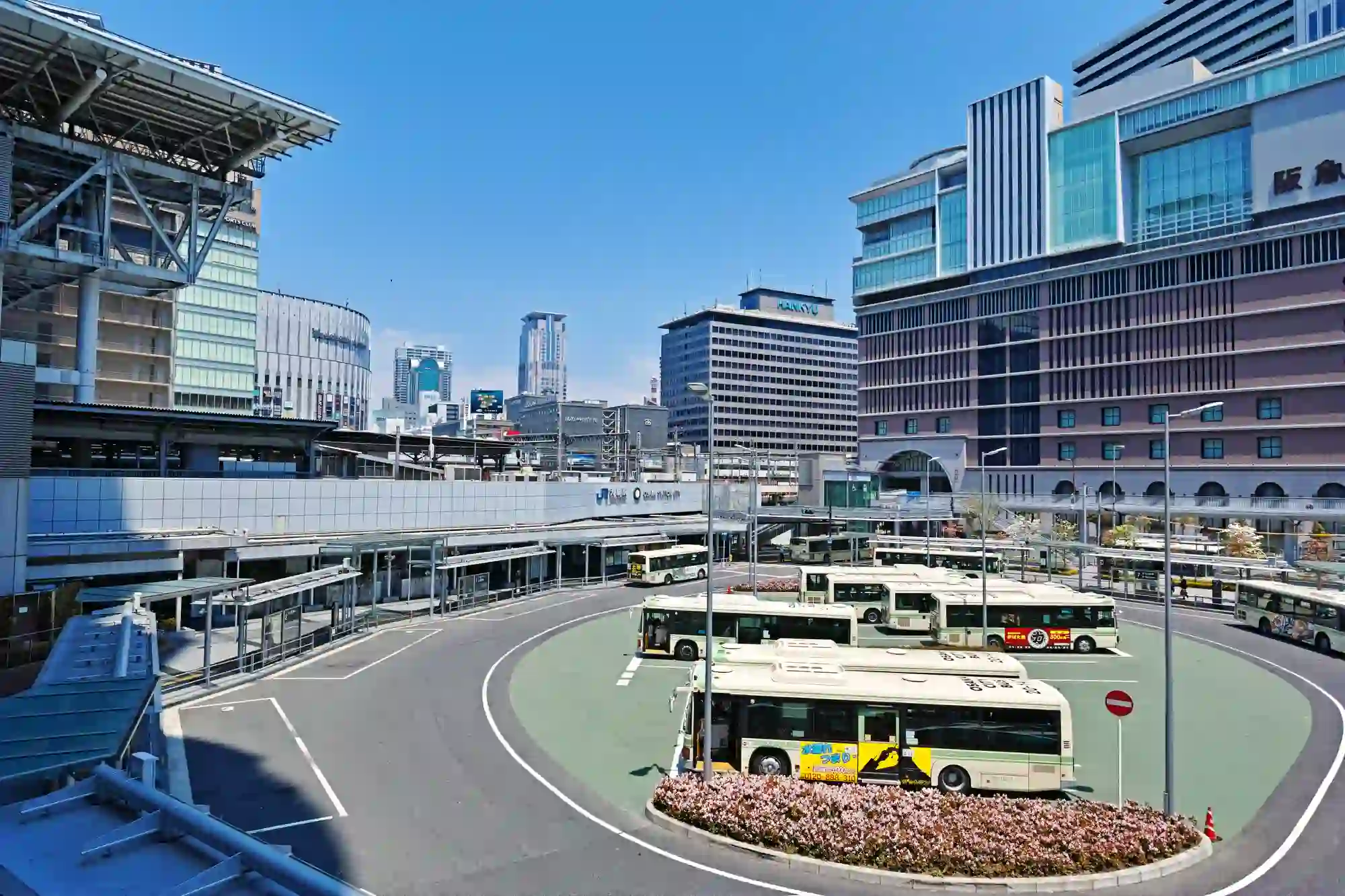 우메다 역에서 도톤보리까지 버스로 이동!