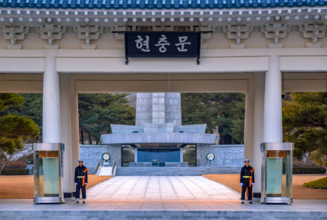 경찰과 소방공무원 30년 이상 재직 후 사망 국립묘지 안장, 절차와 신청 방법, 대상.