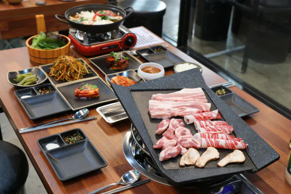 생생정보 고수의 부엌 멸치쌈밥정식