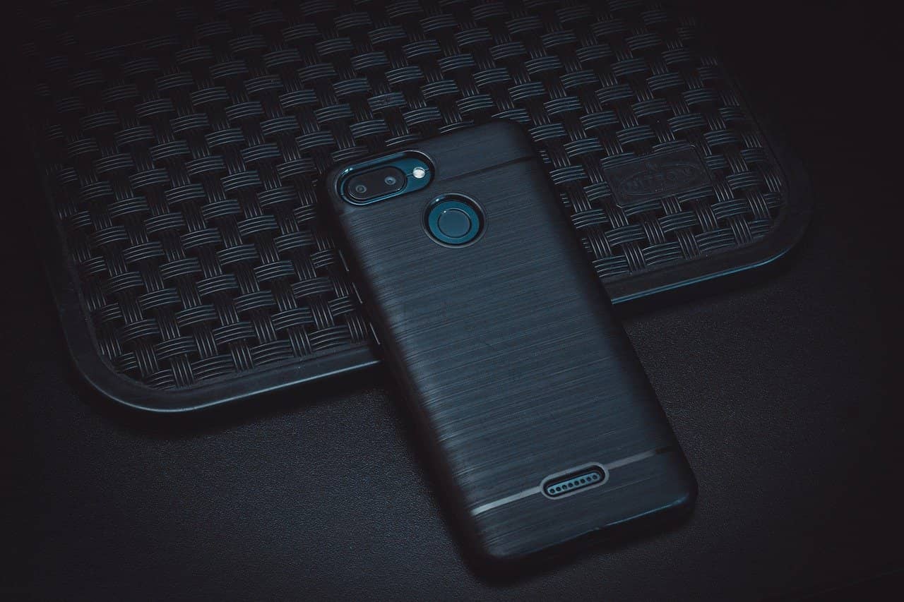 스마트폰 과다 사용이 뇌에 미치는 영향