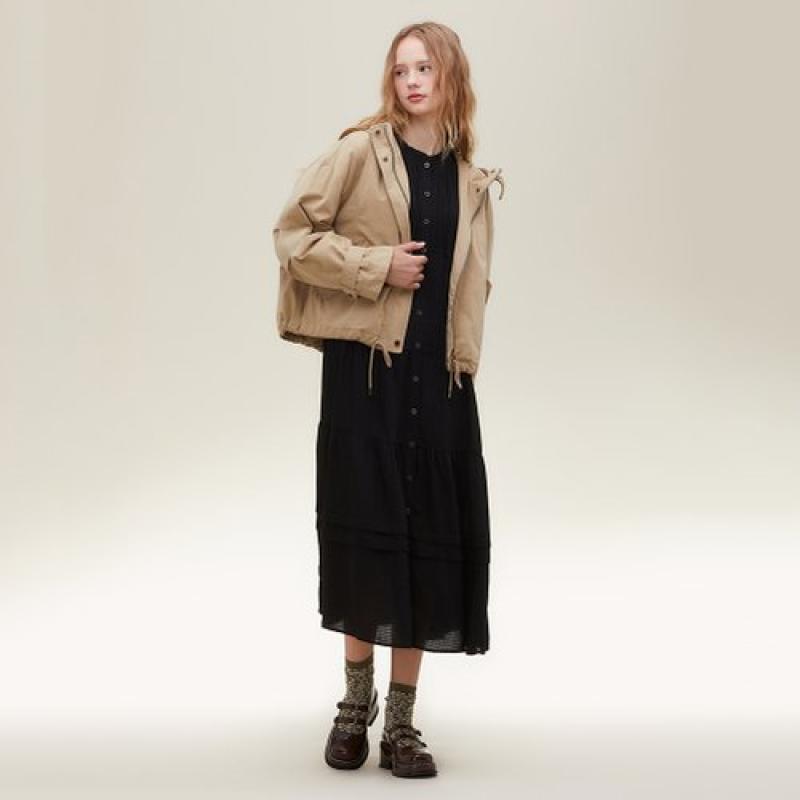 써스데이아일랜드 Thursday Island 자수 크롭 후드점퍼 - T226MJP132W