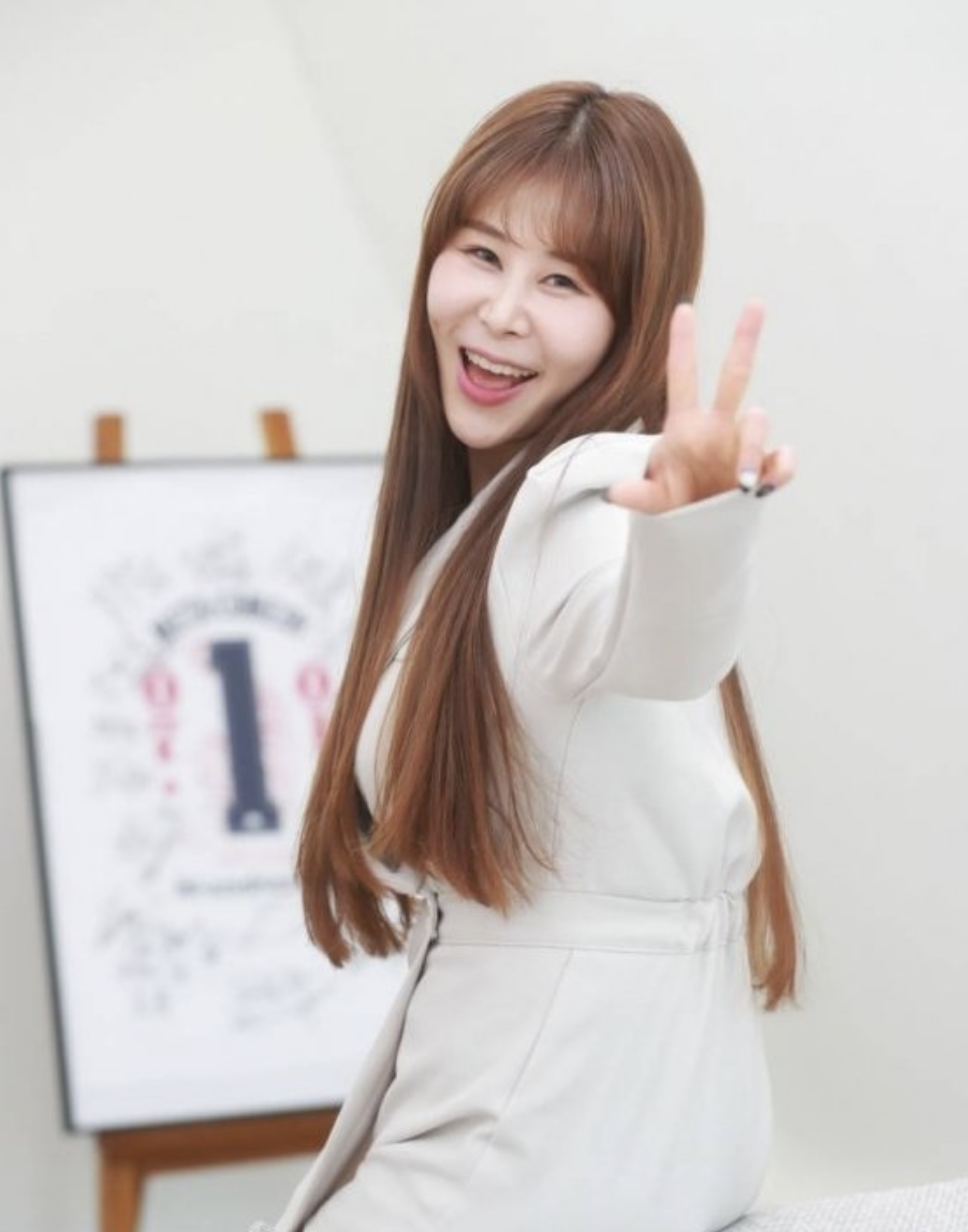 박세미 미소