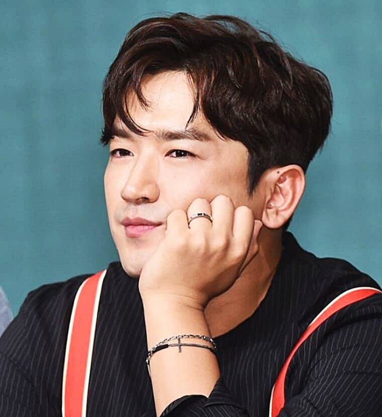 신화-이민우