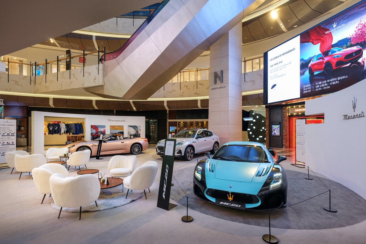 라 까사 디 마세라티 팝업스토어 전경 이미지