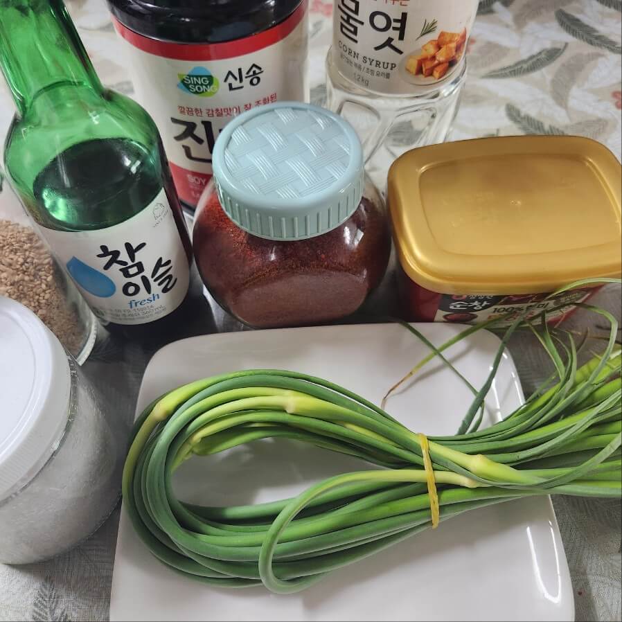 마늘 쫑 무침 볶음 만드는 방법 마늘종 효능 간단한 밑반찬 레시피