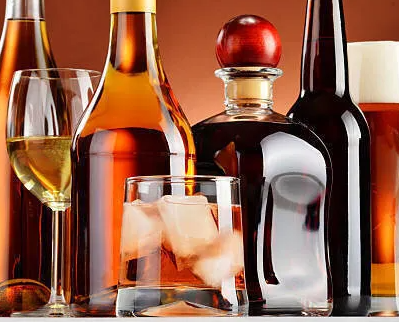 고양이에게 알코올은 미량이라도 NG. 마시거나 핥았을 때의 증상과 대처 방법