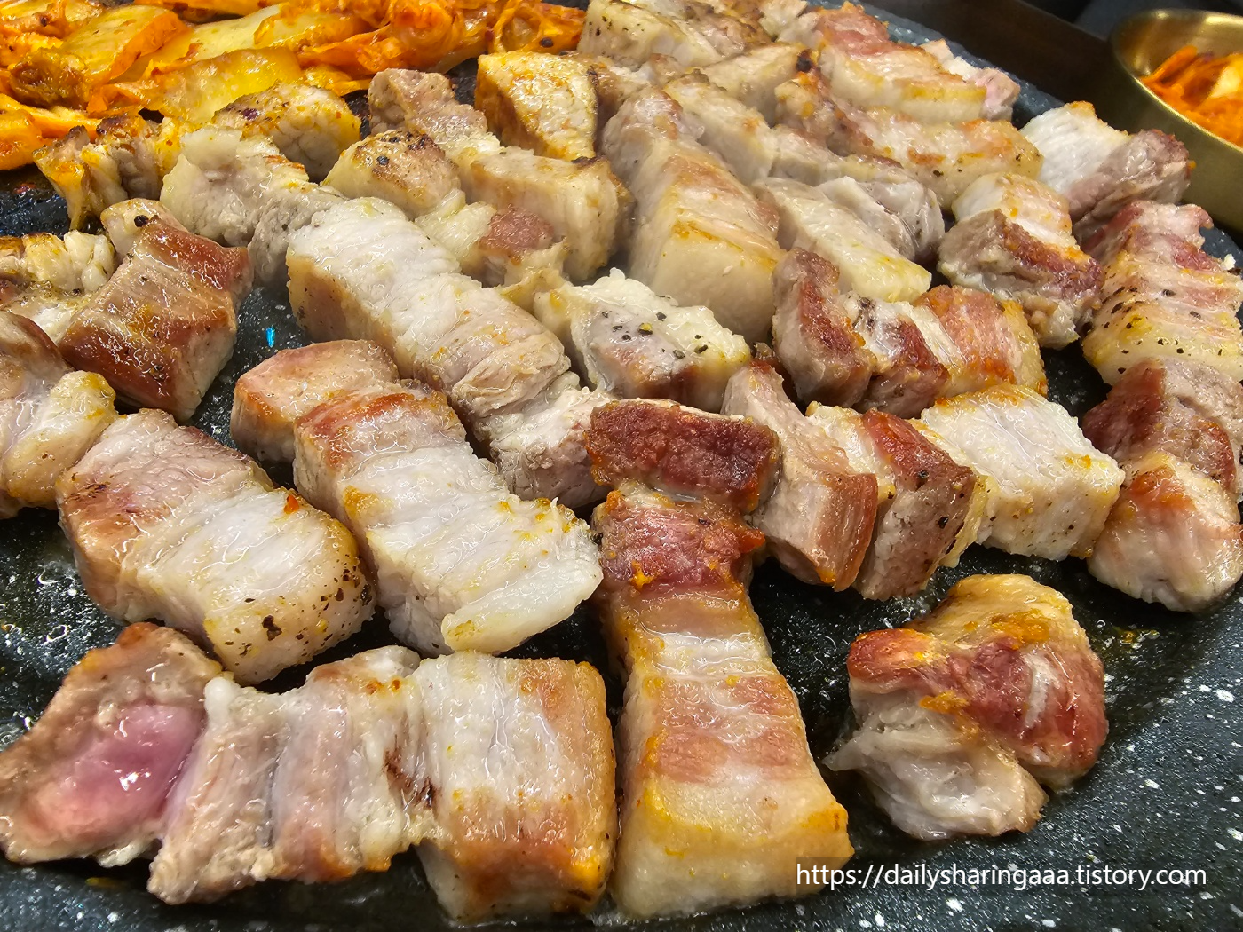 인천_가정동_삼겹식당_생삼겹살2