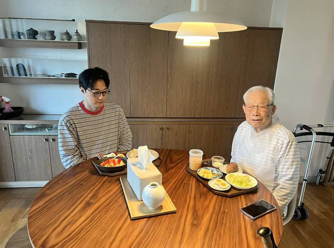이장원 배다혜 조부 별세 이현섭 옹