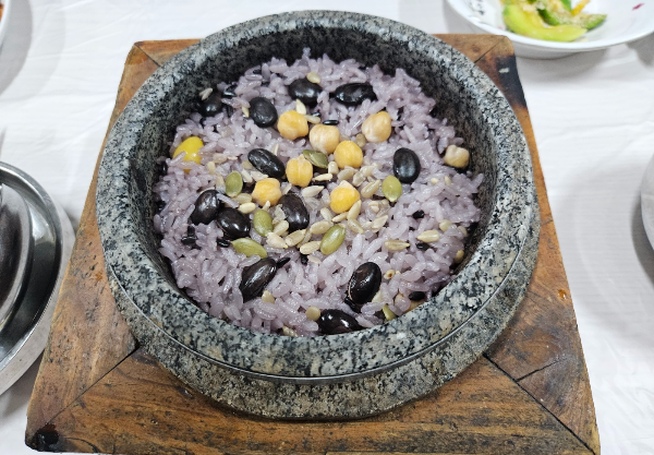 영양돌솥밥