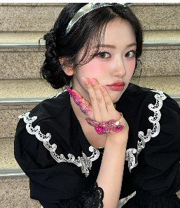 안유진 프로필