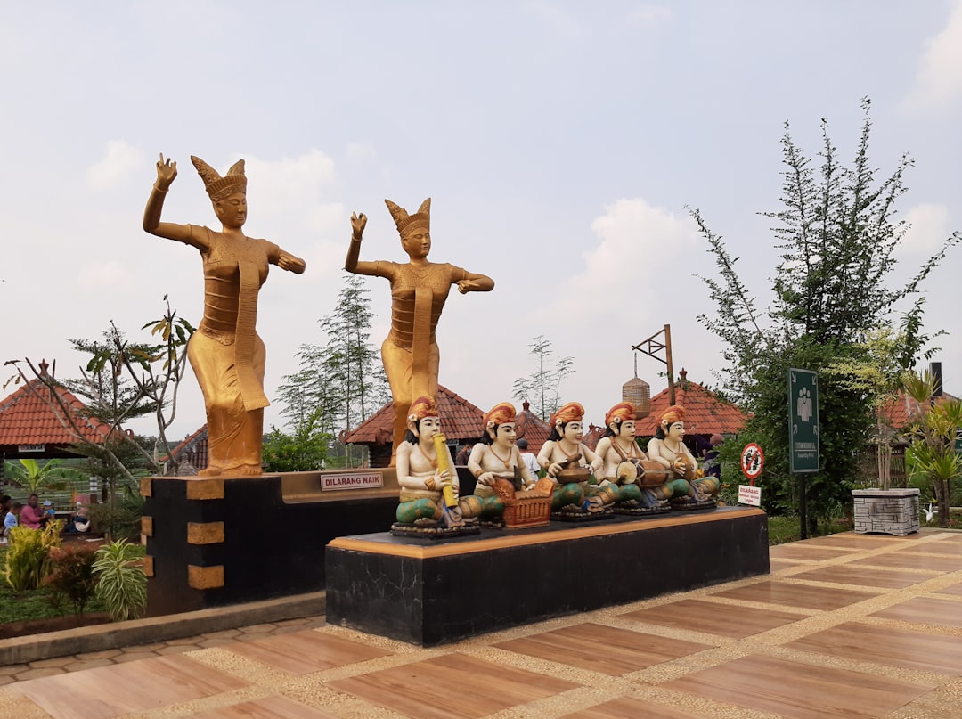 '문화' (Culture)