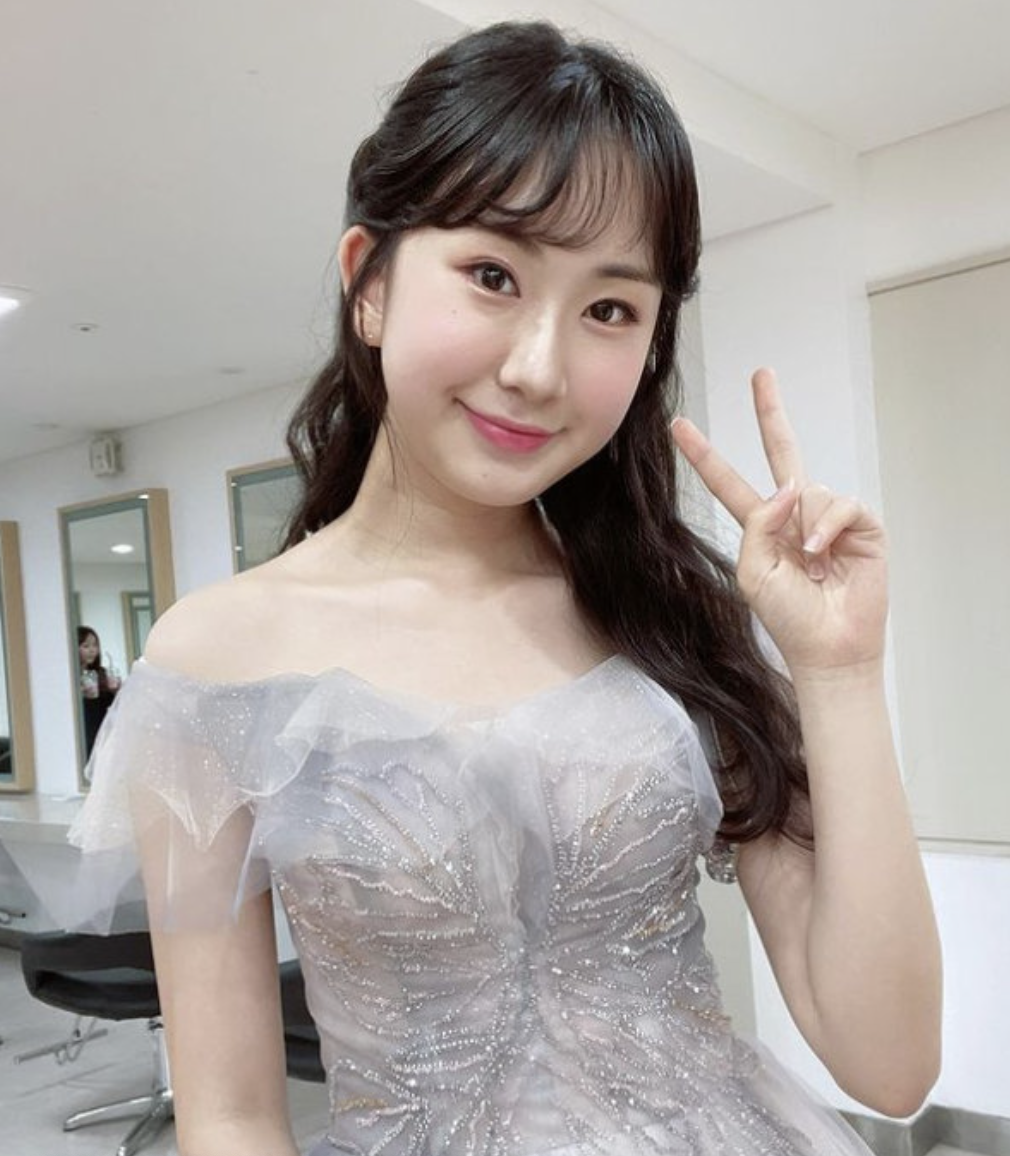 전유진 드레스
