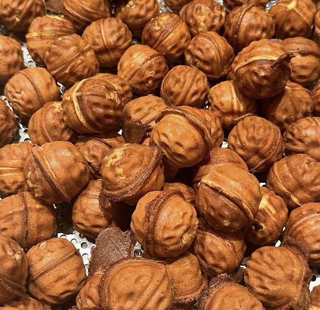 부창제과 호두과자