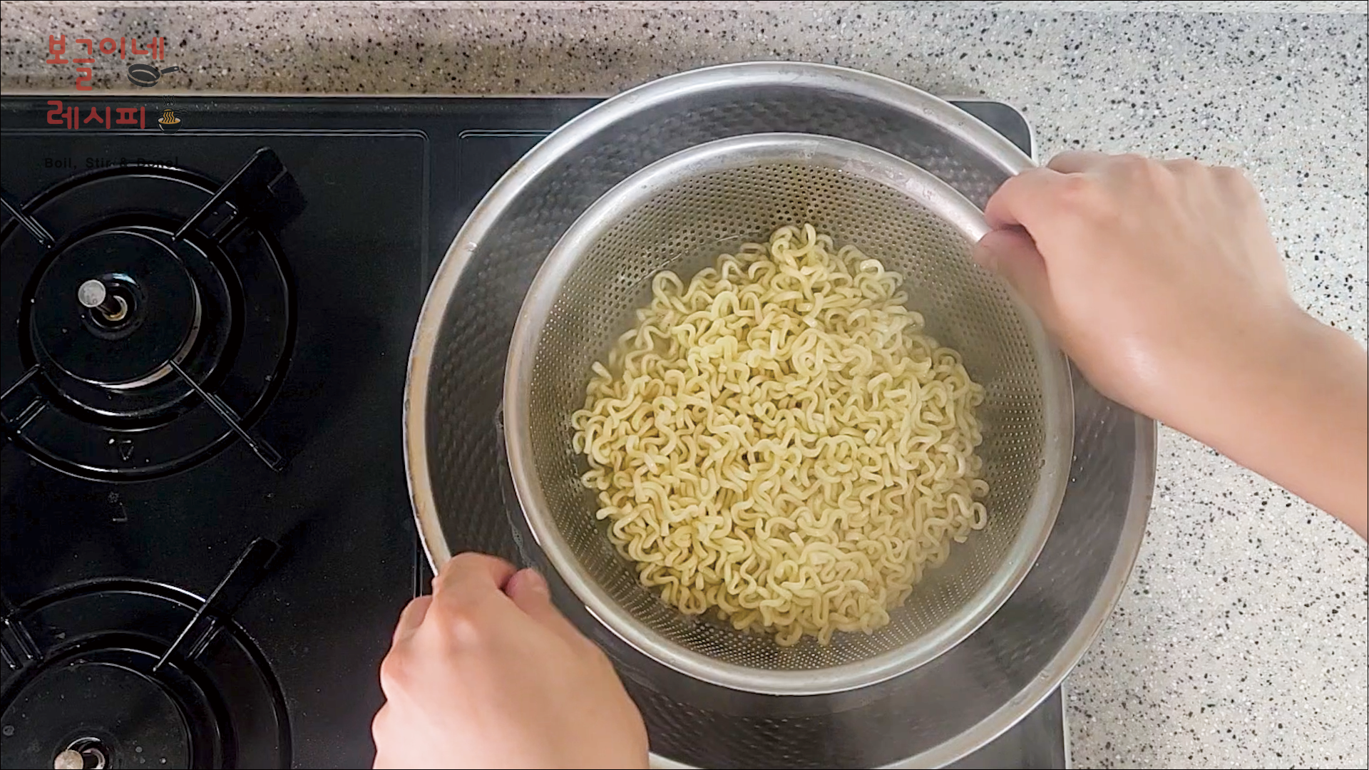 치즈 듬뿍 불닭볶음면 레시피