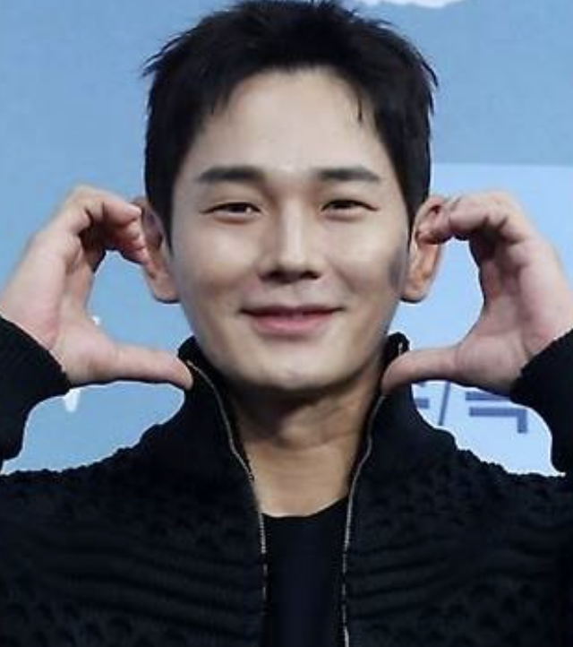 온주완 방민아 11월 결혼