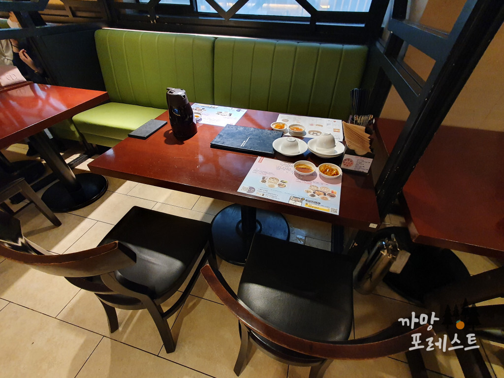 딘타이펑 매장 내부