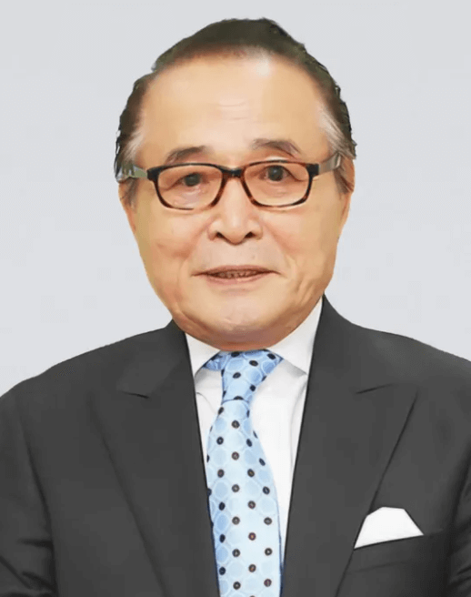 신영균