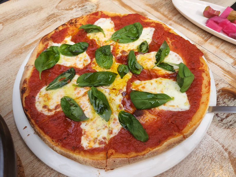 마르게리따_피자