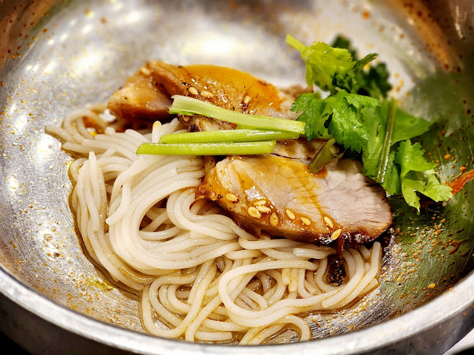 분당 정자동 인기 족발 '윤밀원'