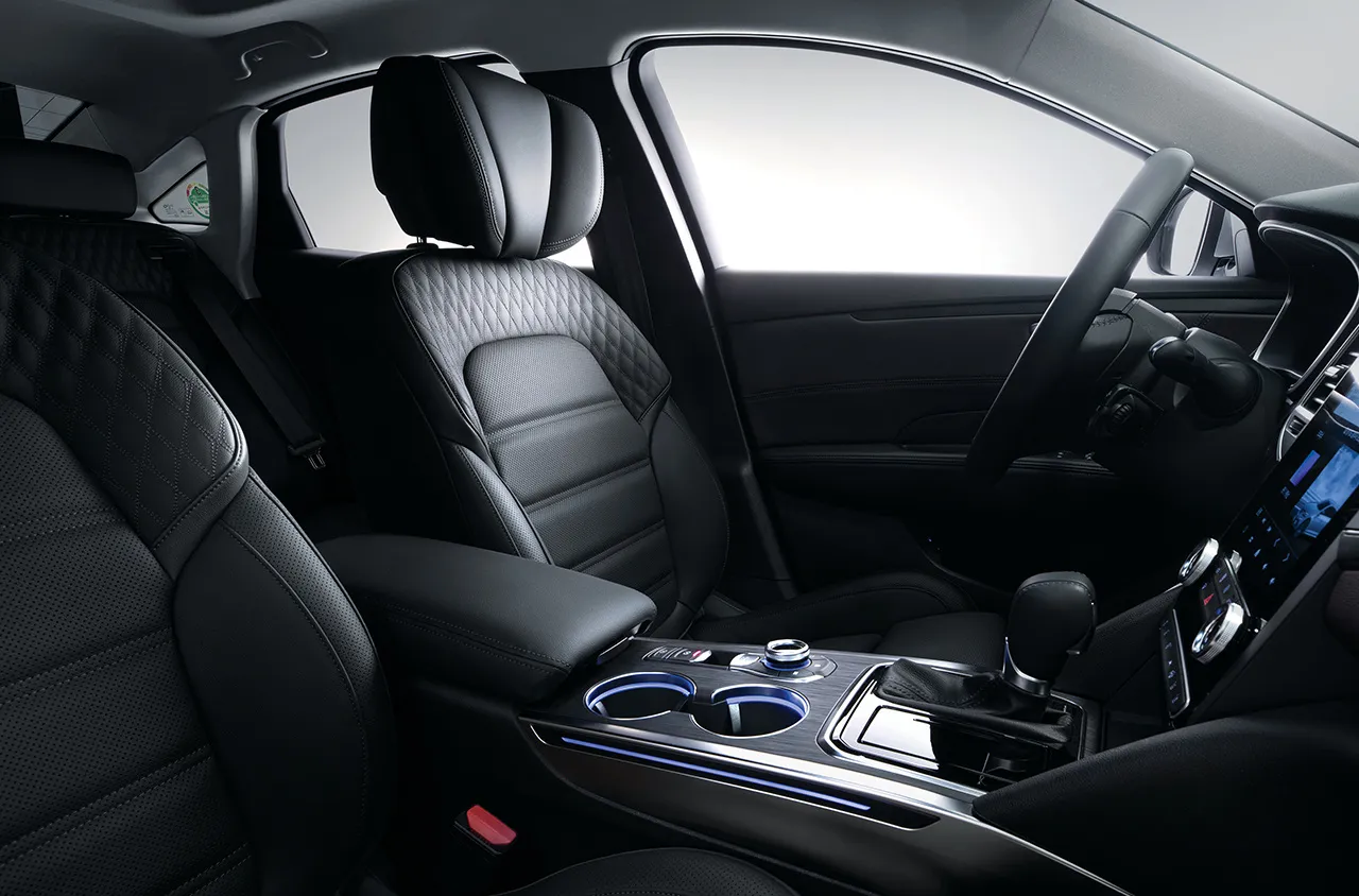 르노 SM6 이미지