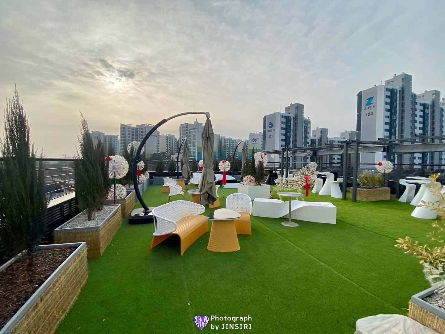 ๊นํฌ ํ๋์์ธ๋ ๋ฒ ์ด์ปค๋ฆฌ ๋ํ์นดํ ์์ธ๊ทผ๊ต ๋๋ผ์ด๋ธ ๋นต์