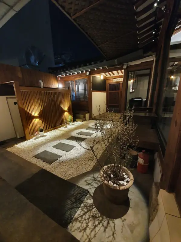 도취-하녹식당-매장입구