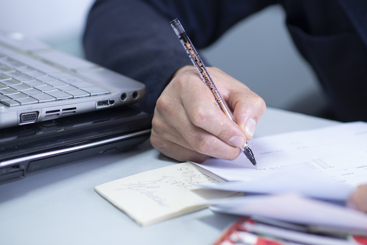 Notion AI 자동화로 주간 리포트 만드는 법 이미지