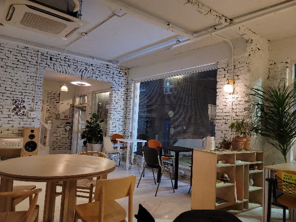 폴드커피 1층