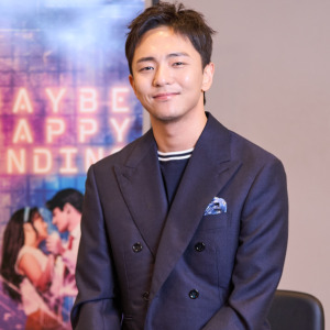 박천휴 작가