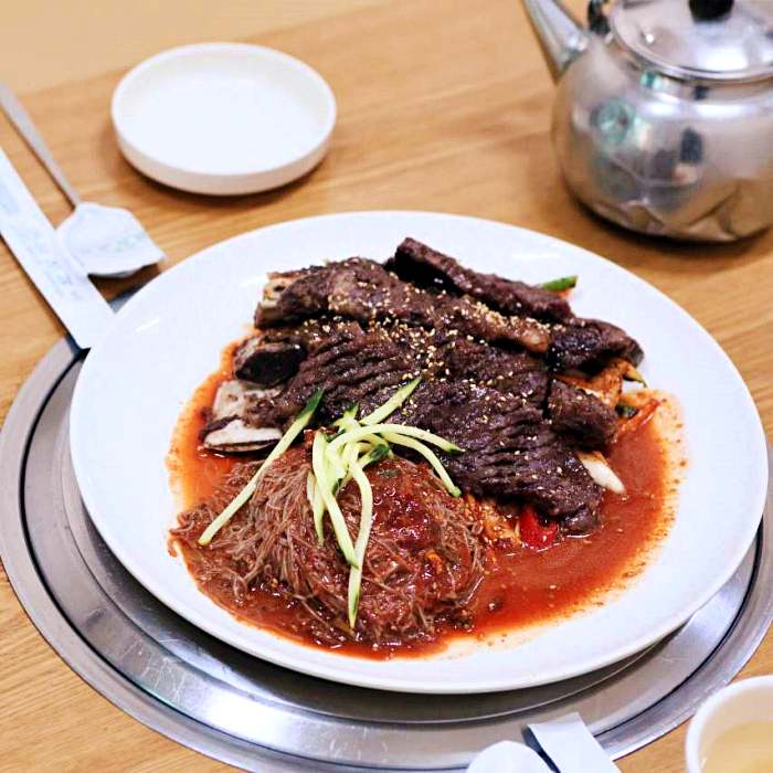 나혼산, 나혼자 산다 목포 산낙지 한 마리 통째, 매콤한 소갈비 비빔 냉면 맛집