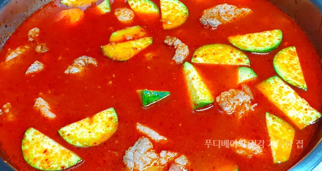 물을-넉넉히-넣은-모습
