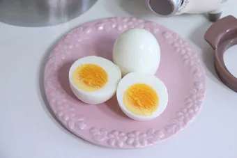 계란 삶는 꿀팁 찜기 껍질 잘 벗겨지는 꿀팁_11