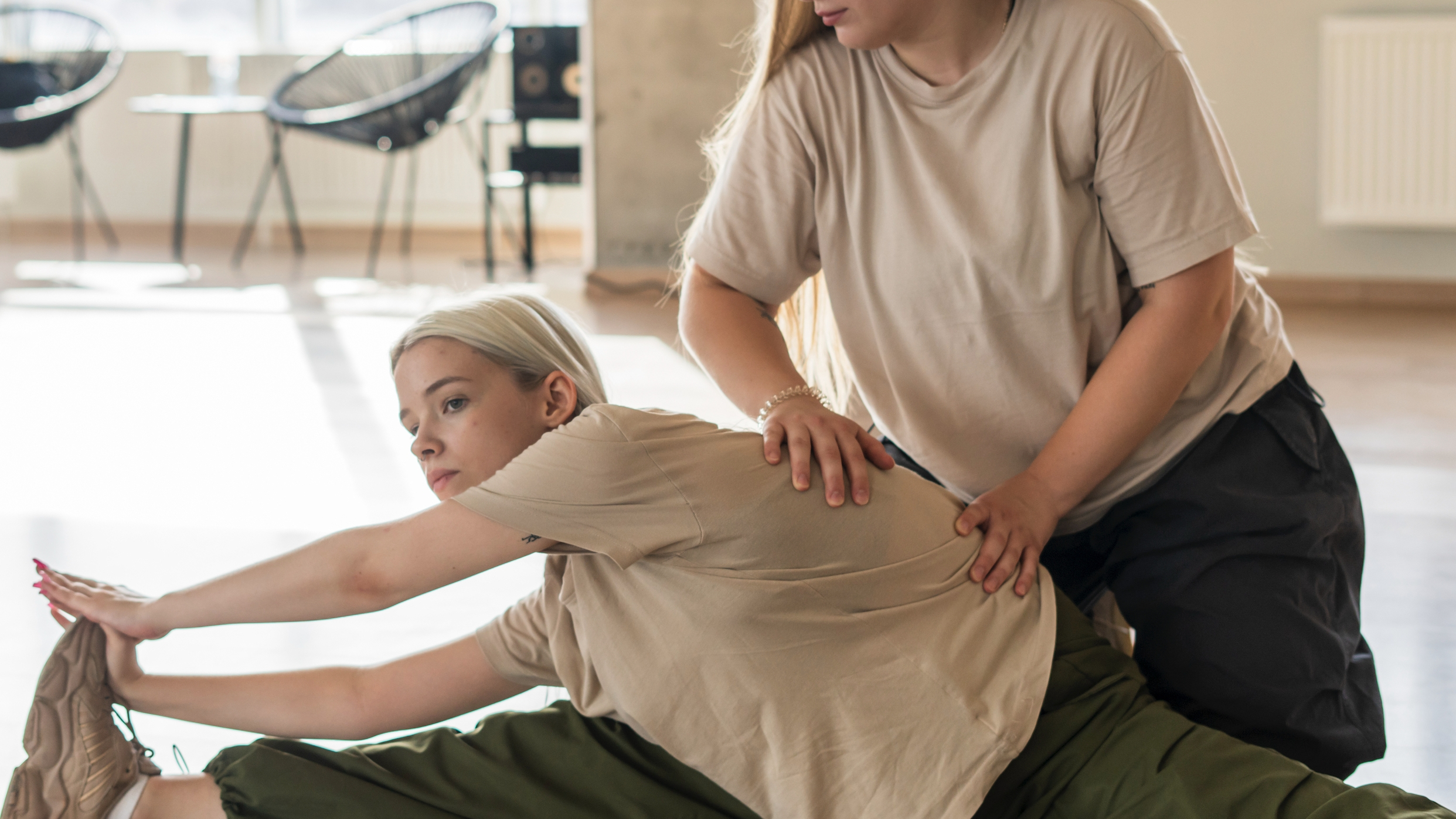 규칙적인 스트레칭과 운동