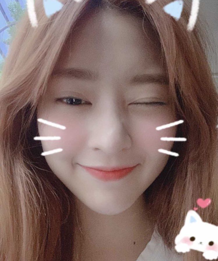 아이즈원 김민주 최애사진 아이즈원 김민주 최애사진