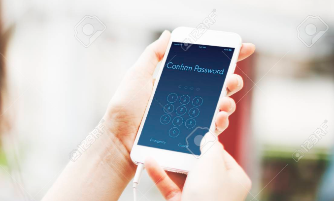 스마트폰 비밀번호 입력 화면