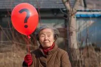 치매 환자 돌봄의 모든 것 : 효과적인 케어 방법과 실전 사례로 알아보는 가족의 역할