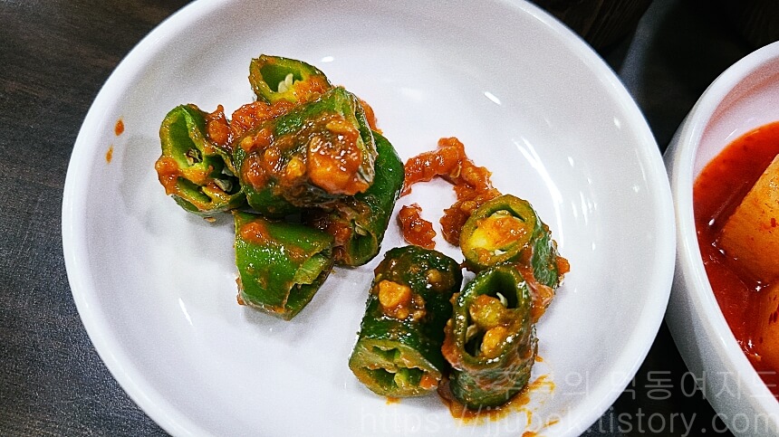 먹보-설농탕-순대국-밑반찬