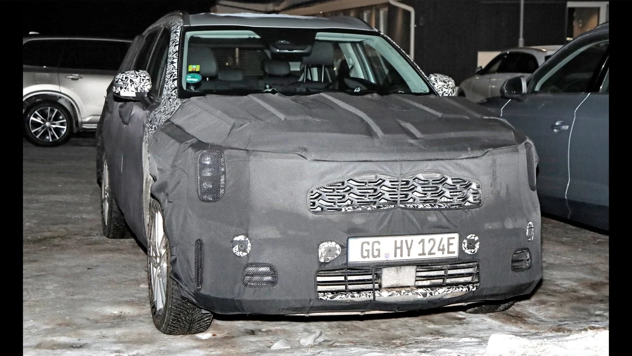 기아 '쏘렌토 페이스리프트' 위장막 테스트카