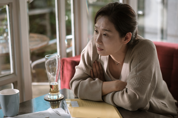 영화-내가-죽던-날-김선영-스틸컷