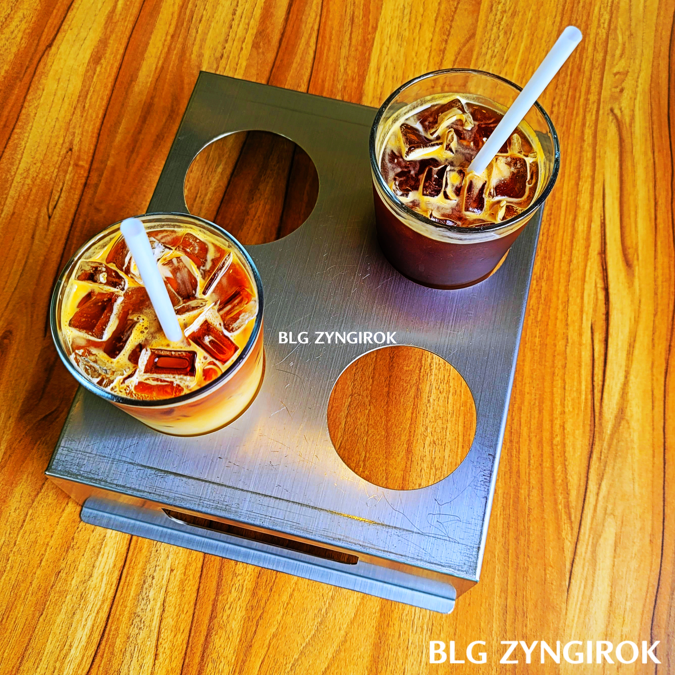 양주-오랑주리-카페에서-마신-아이스아메리카노와-카페라떼이다.