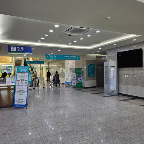 양산부산대학교병원-소아치과 1층 로비