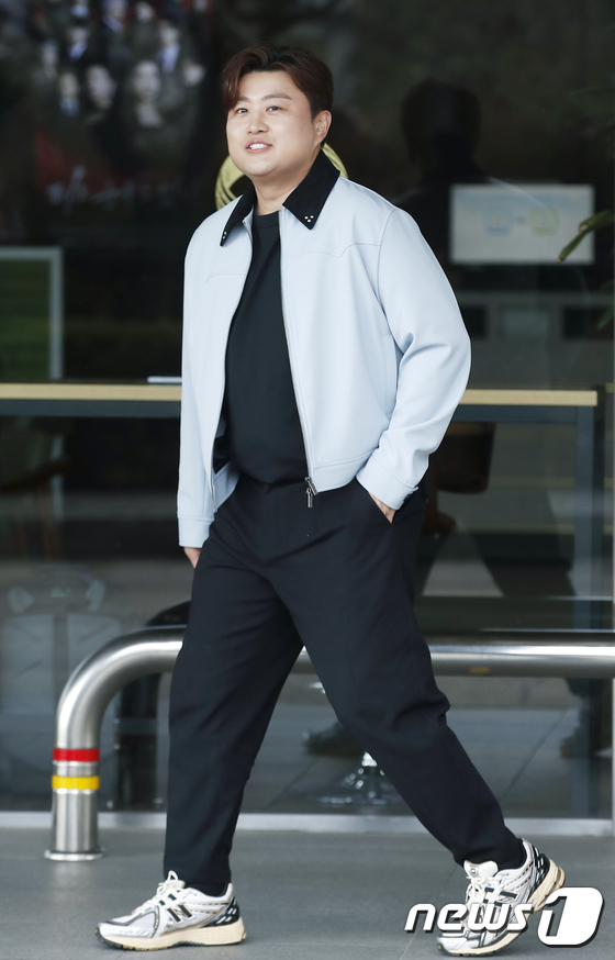 ๊ฐ์ ๊นํธ์ค