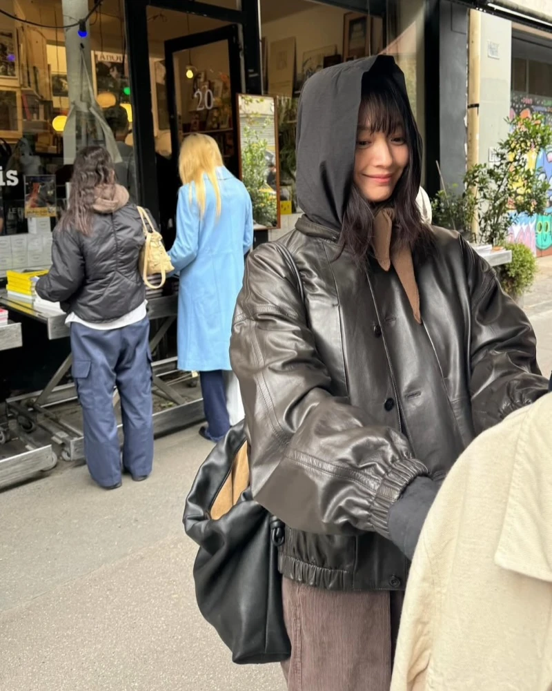 신민아&amp;#44; 루이비통&amp;#44; 신민아 루이비통&amp;#44; 신민아 패션&amp;#44; 신민아 드레스&amp;#44; 루이비통 앰버서더&amp;#44; 루이비통 하이 주얼리&amp;#44; 셀럽 패션&amp;#44; 셀럽 스타일&amp;#44; 마드리드 패션쇼&amp;#44; 실버 드레스&amp;#44; 시퀸 드레스&amp;#44; 연예인 공항패션