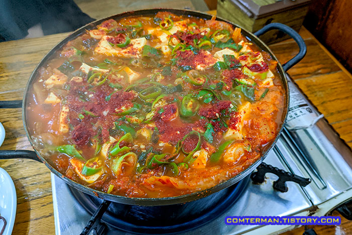 용천가든 김치찌개 2인분