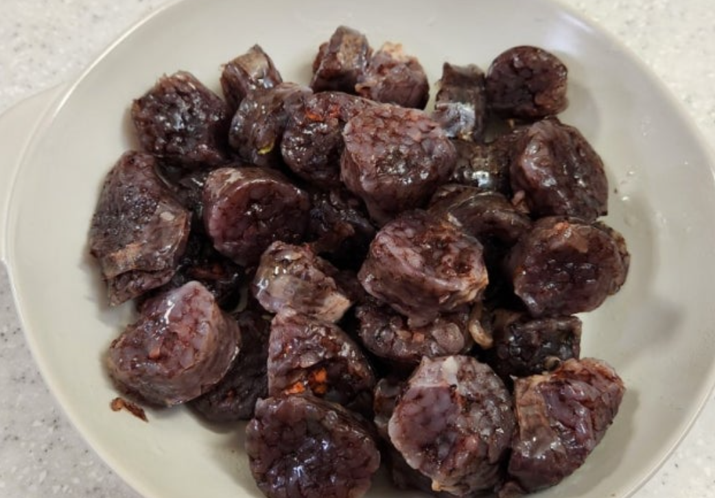 전통 순대와 퓨전 순대의 비교 관련 사진