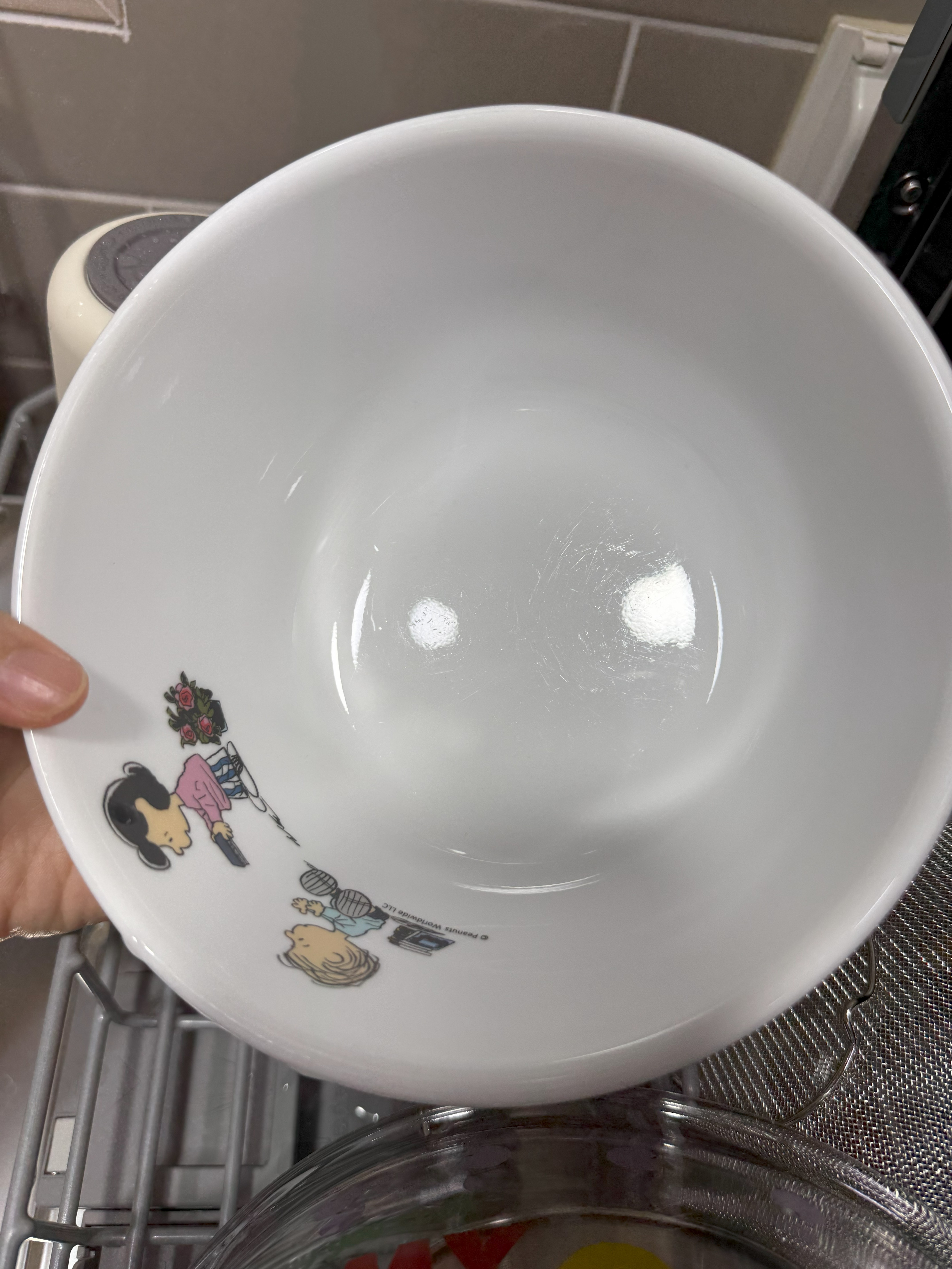 식기세척기 세척 후 기름기 없이 깨끗한 식기