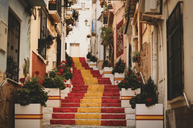 스페인 여행 코스 추천 및 필수 준비물 경비 총정리