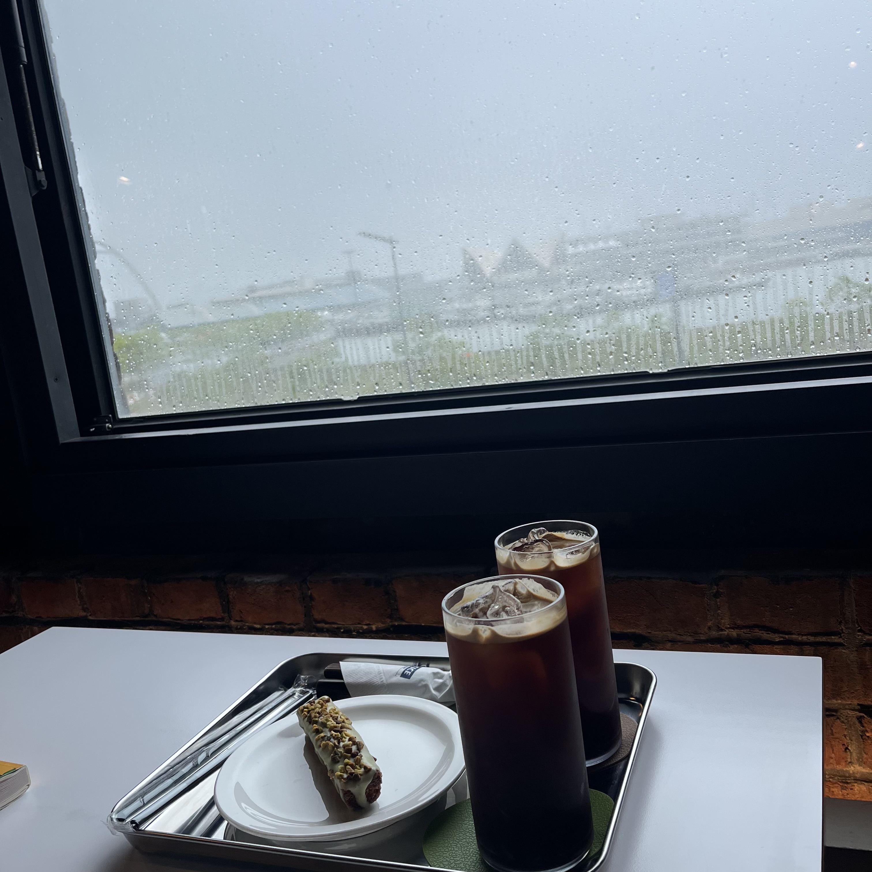 부산 오페라하우스가 보이는 창가뷰