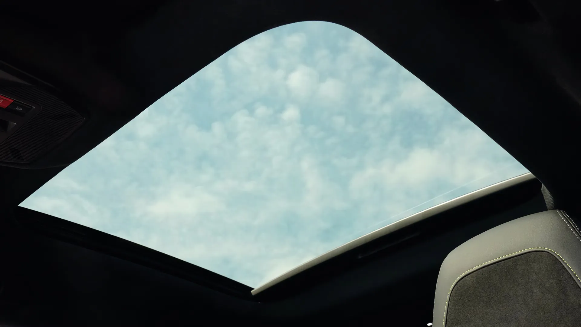 푸조 308 하이브리드 이미지